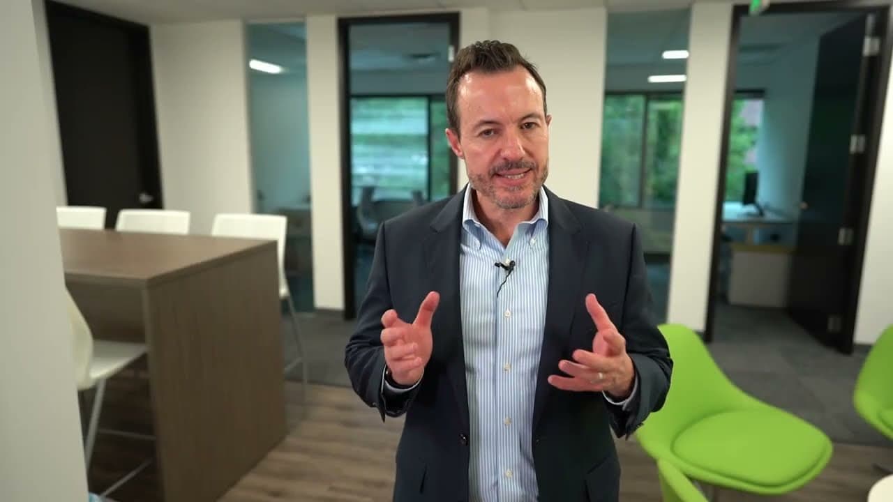 Exploring Palantir's role in tying together enterprise systems